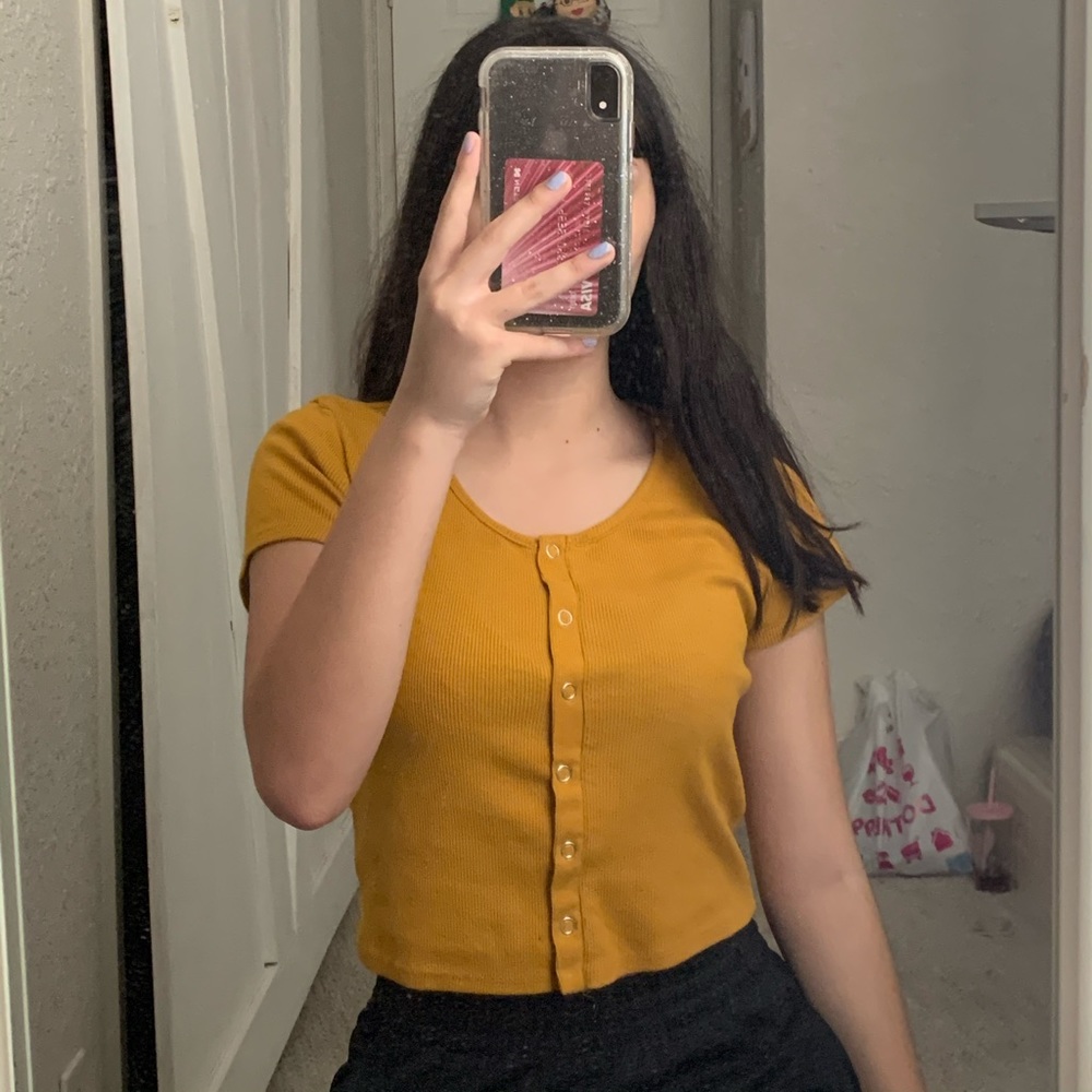 Tillys top